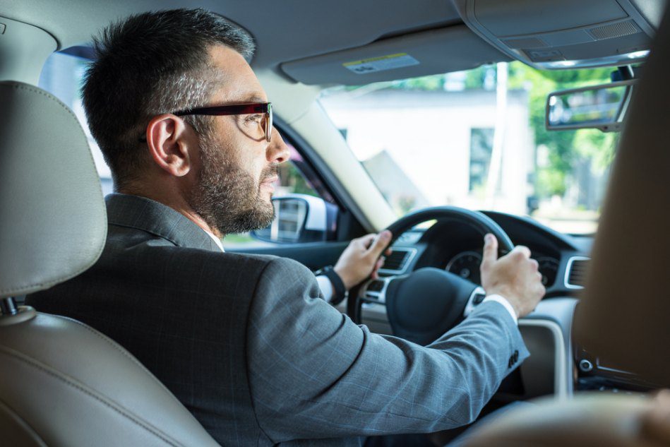 Navigating Aurora Windshield Calibration Legal and Safety Considerations
