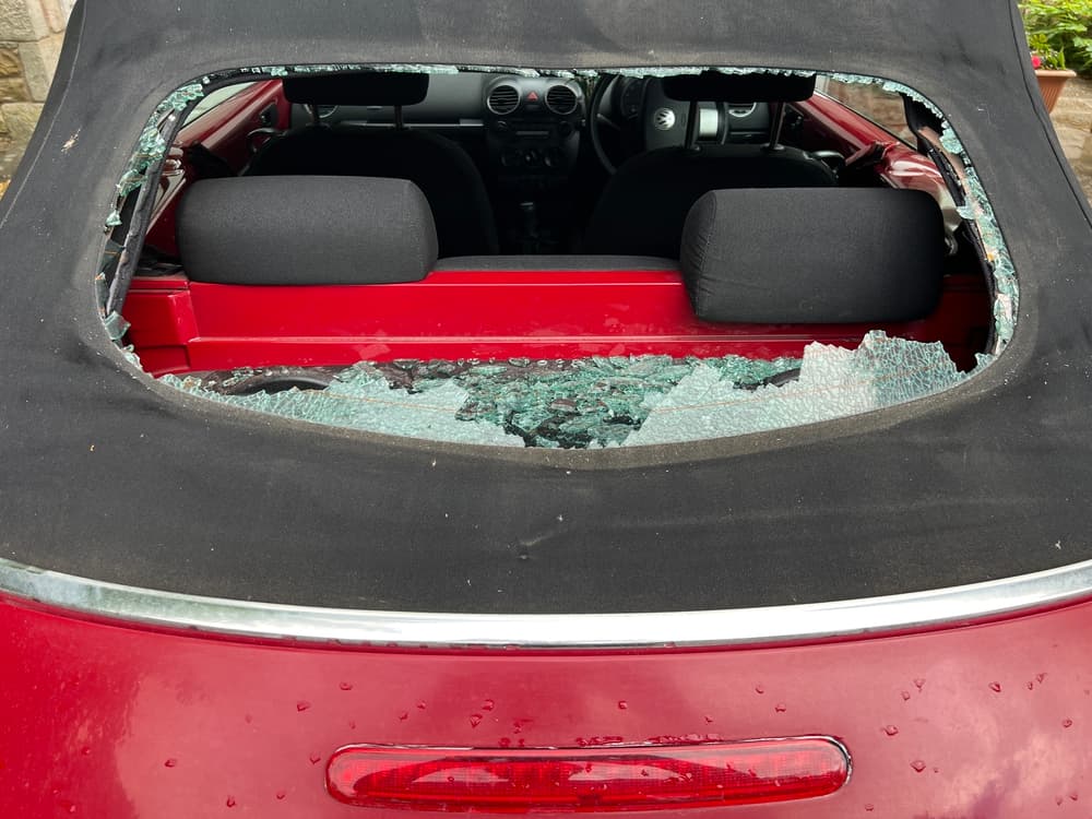 Role of Back Window Repair Services in Ensuring Vehicle Security
